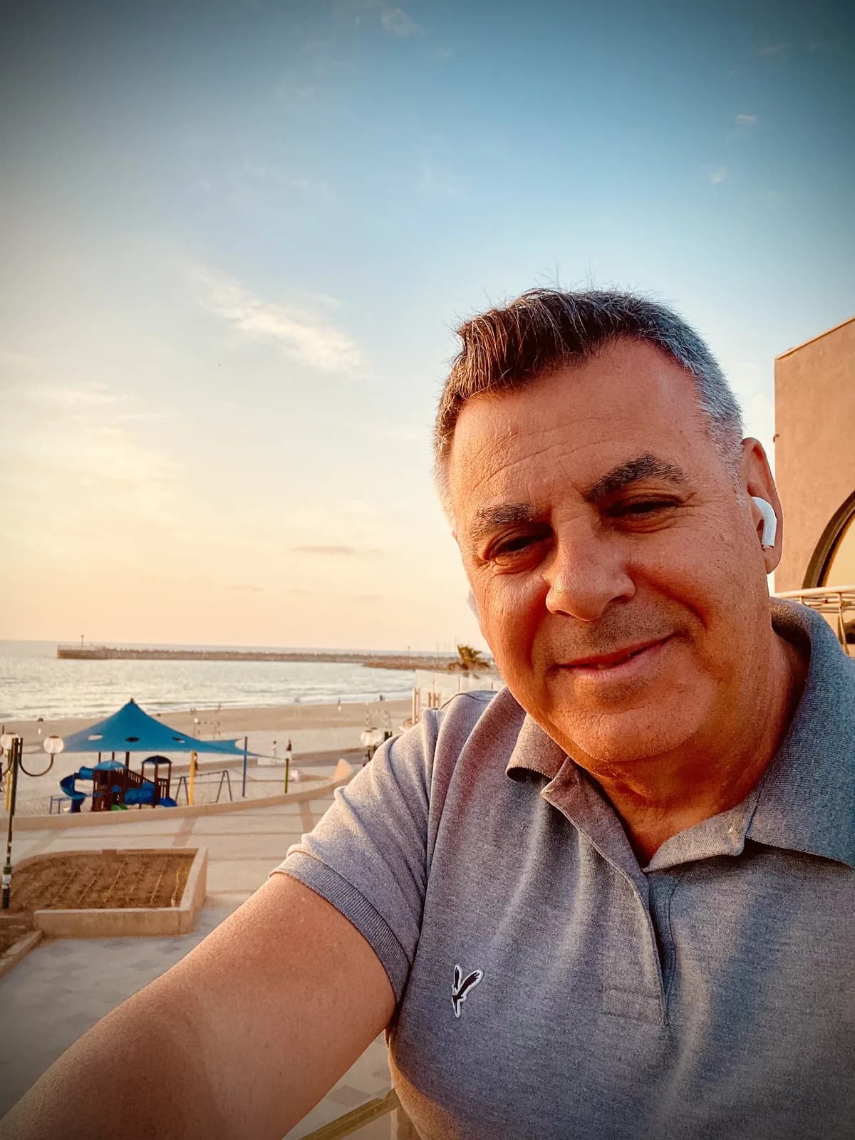 Zeev — Caregiver, Ashdod